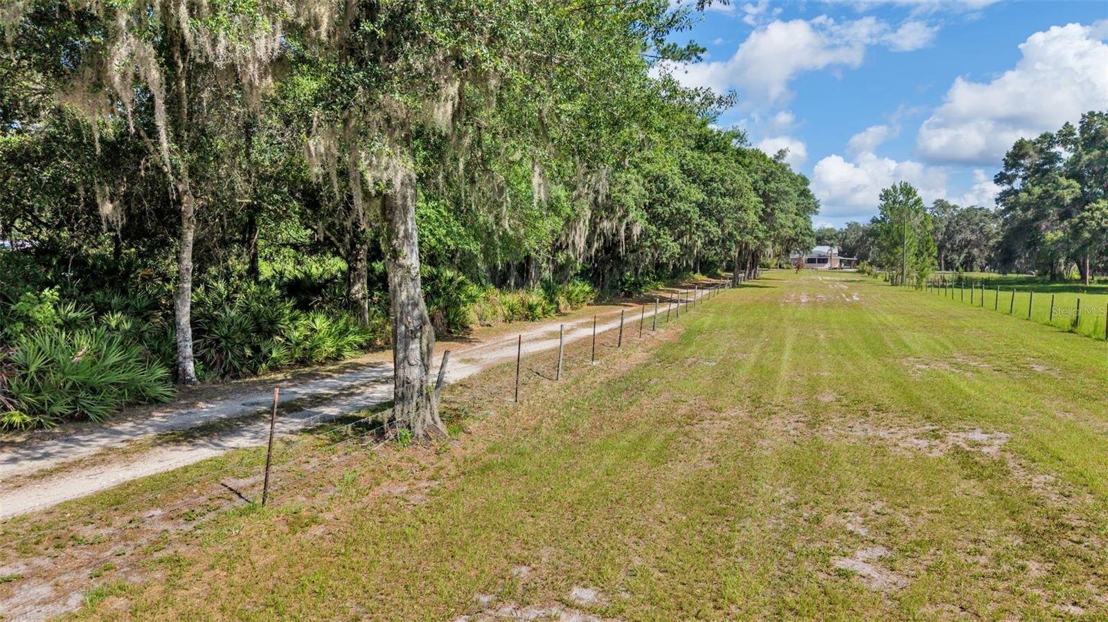 L4962919 Property Photo 46
