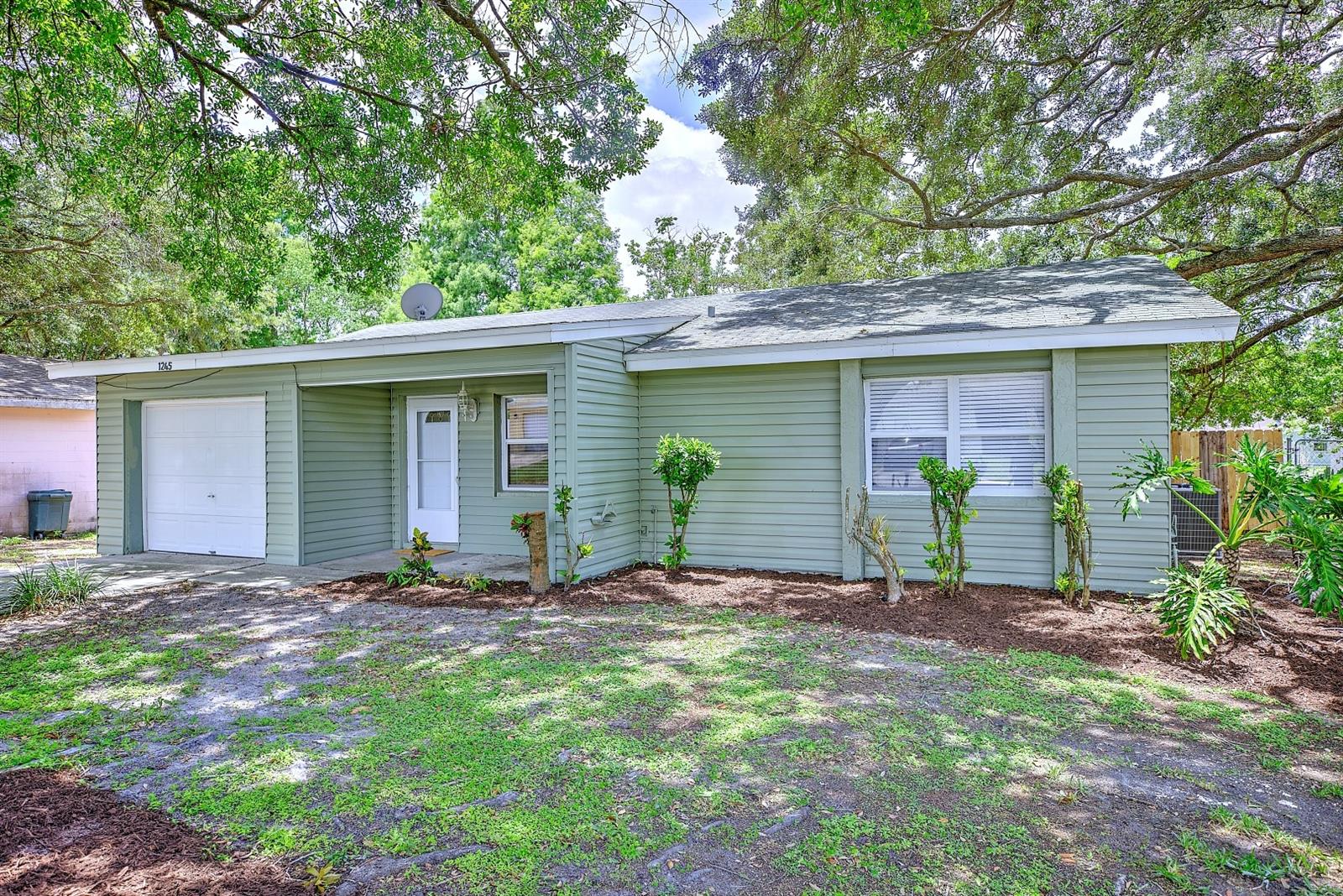 1245 Honeytree Ln E Ln E Property Photo 17