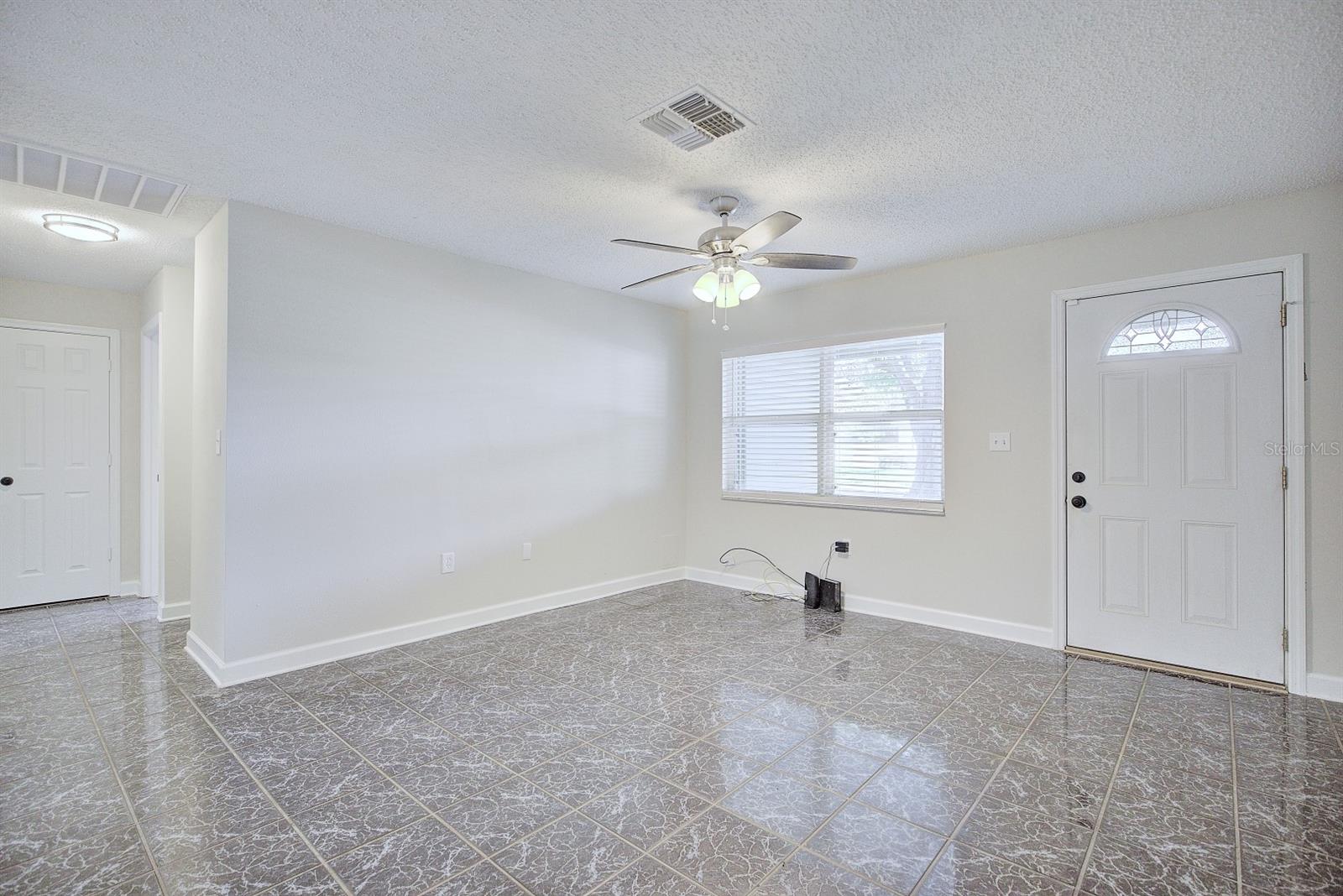 1245 Honeytree Ln E Ln E Property Photo 29