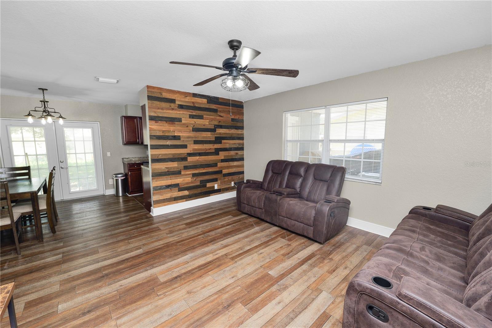 4561 David Dr Property Photo 5
