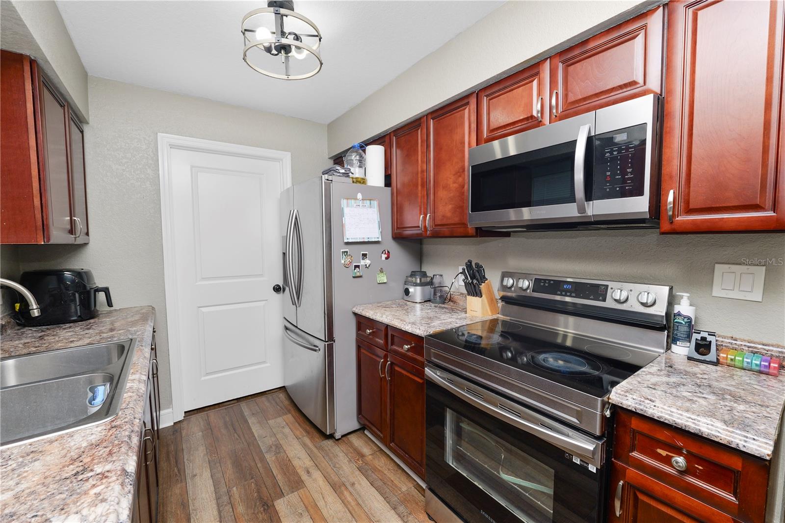 4561 David Dr Property Photo 10
