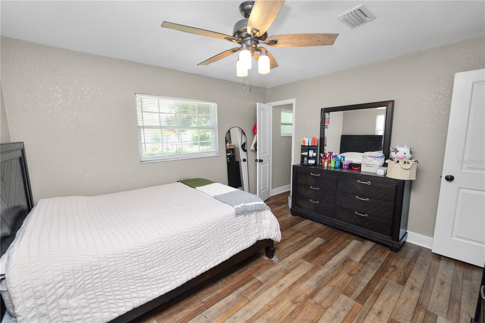 4561 David Dr Property Photo 13