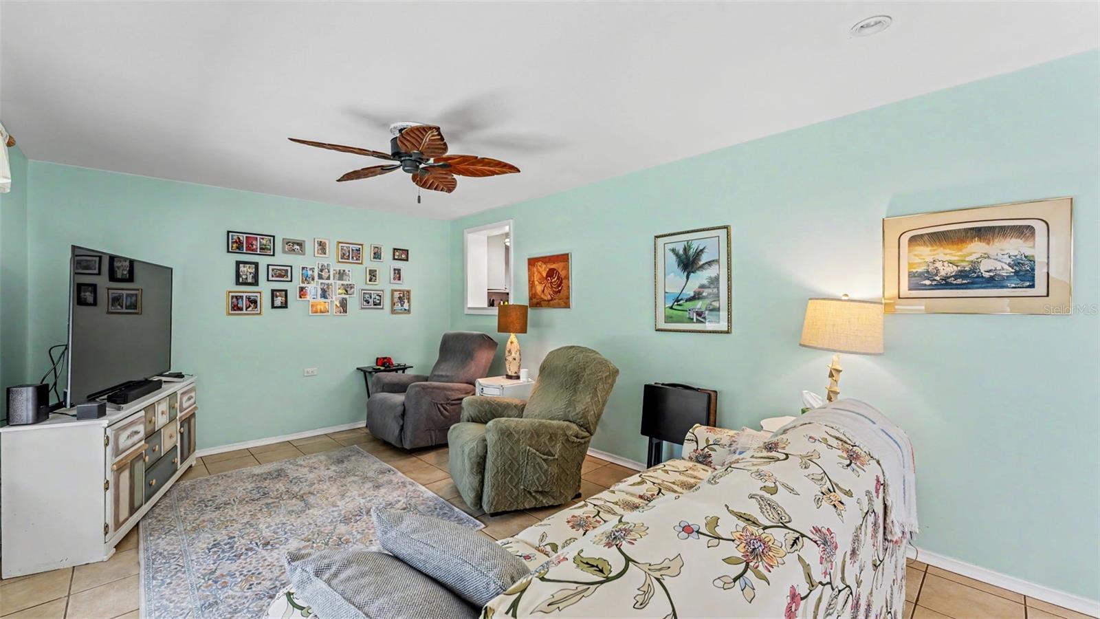 422 Willow Run Property Photo 30