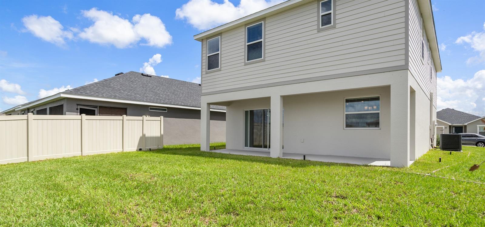 2820 San Marco Way E Property Photo 2