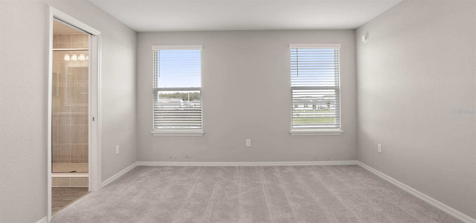 2820 San Marco Way E Property Photo 11