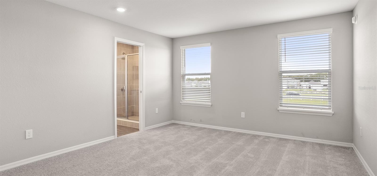2820 San Marco Way E Property Photo 12