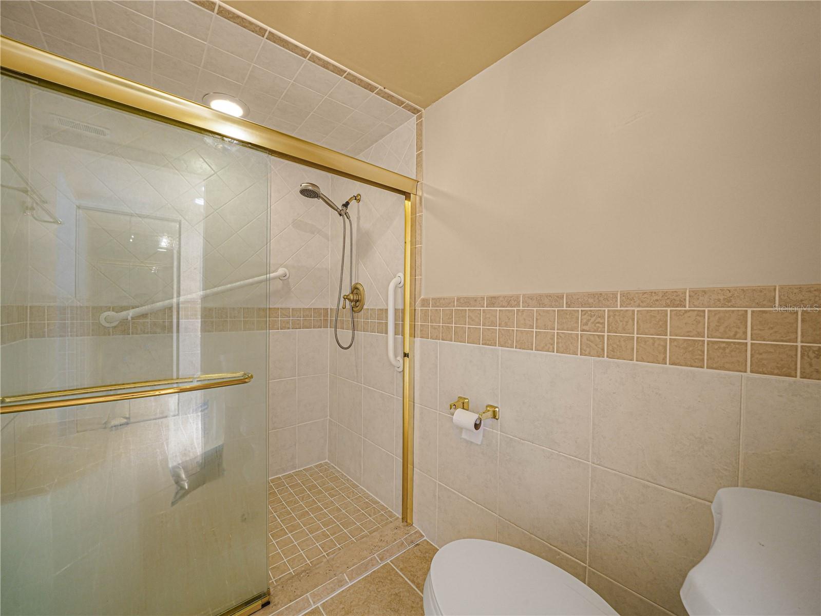 1130 N Lake Parker Ave #a308 Property Photo 19