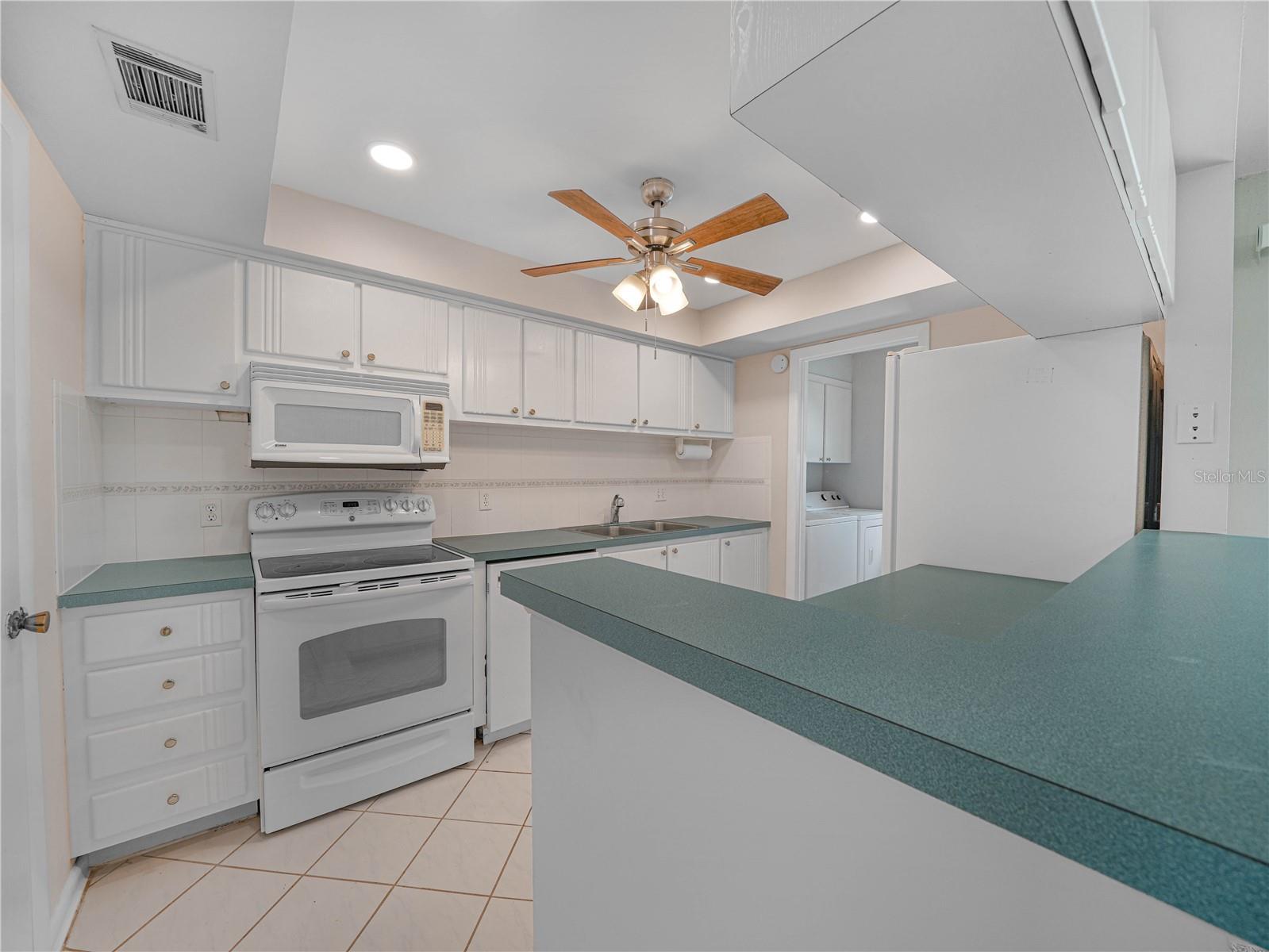 1130 N Lake Parker Ave #a308 Property Photo 22