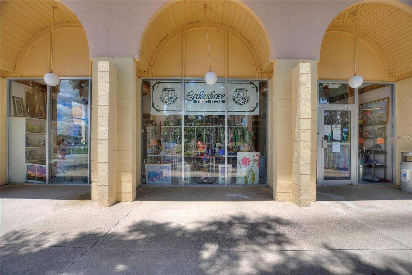 500 Club Cir #m Property Photo 5