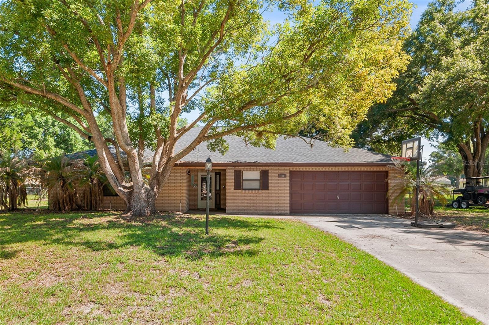 905 Van Dr Property Photo 1