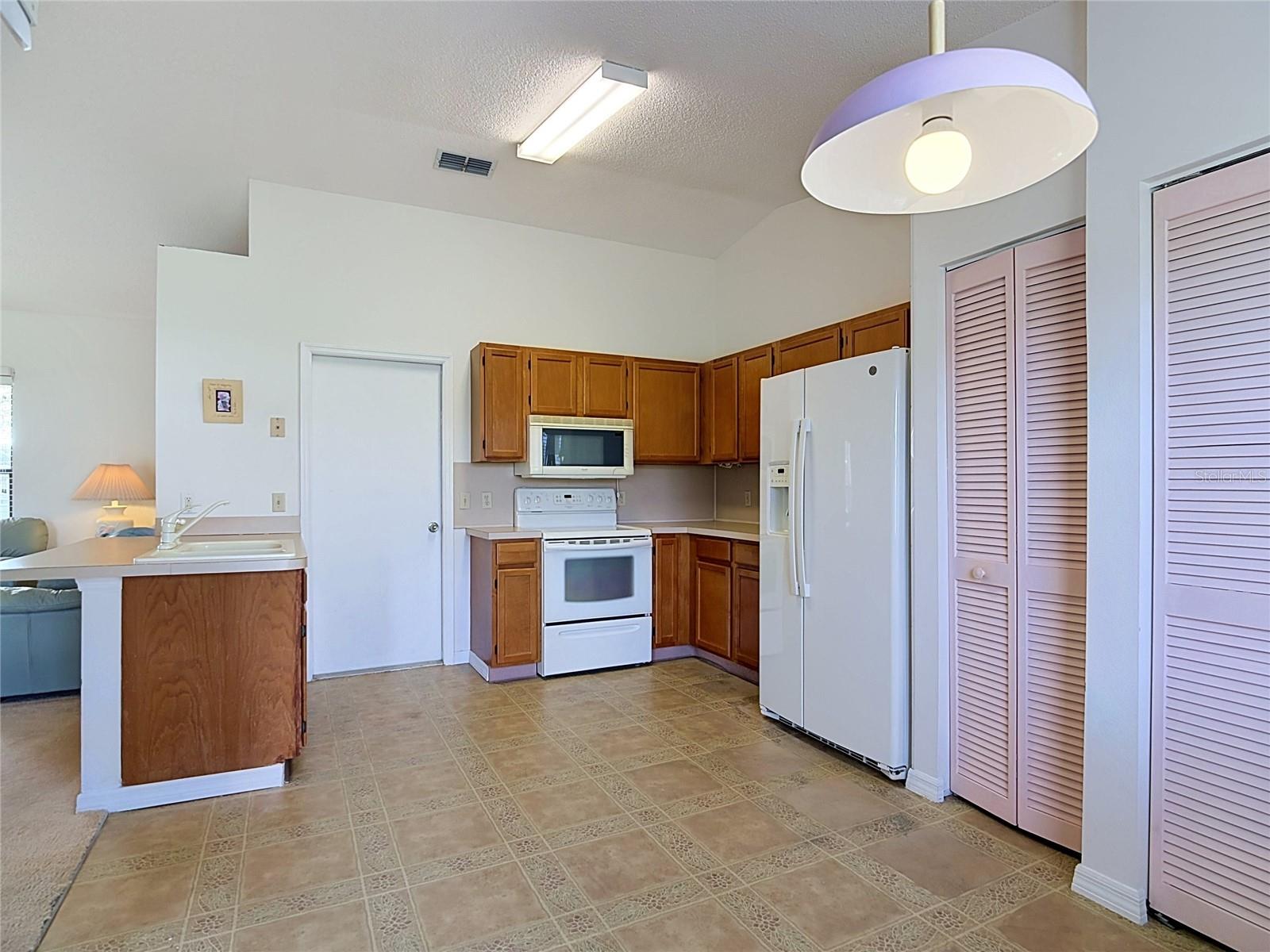 6121 Kittiwake Dr Property Photo 14