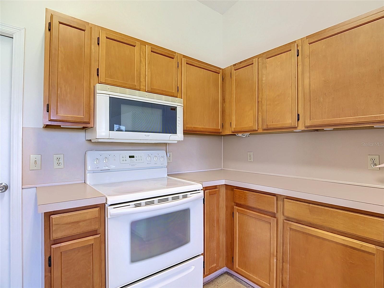 6121 Kittiwake Dr Property Photo 15