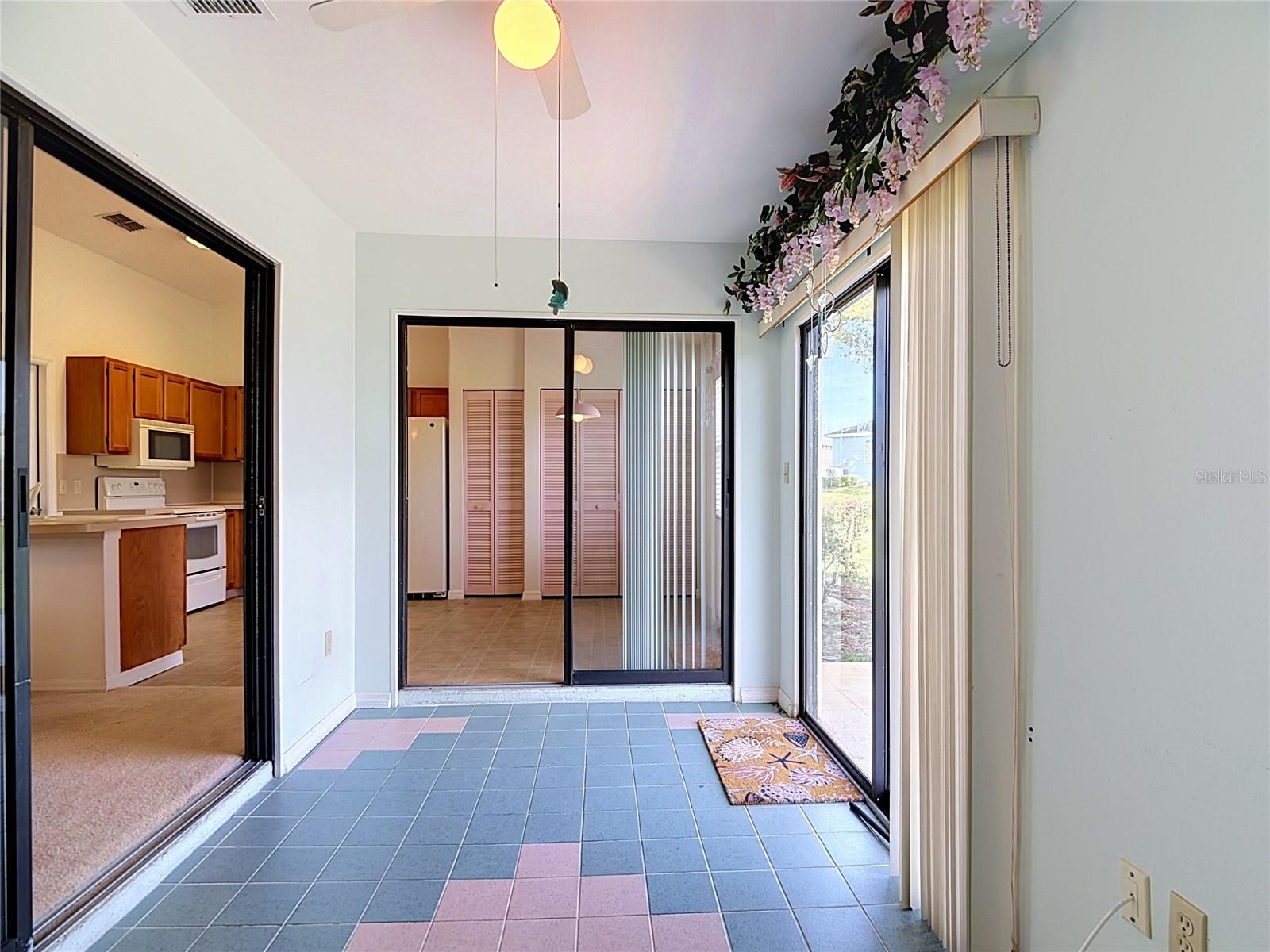 6121 Kittiwake Dr Property Photo 22