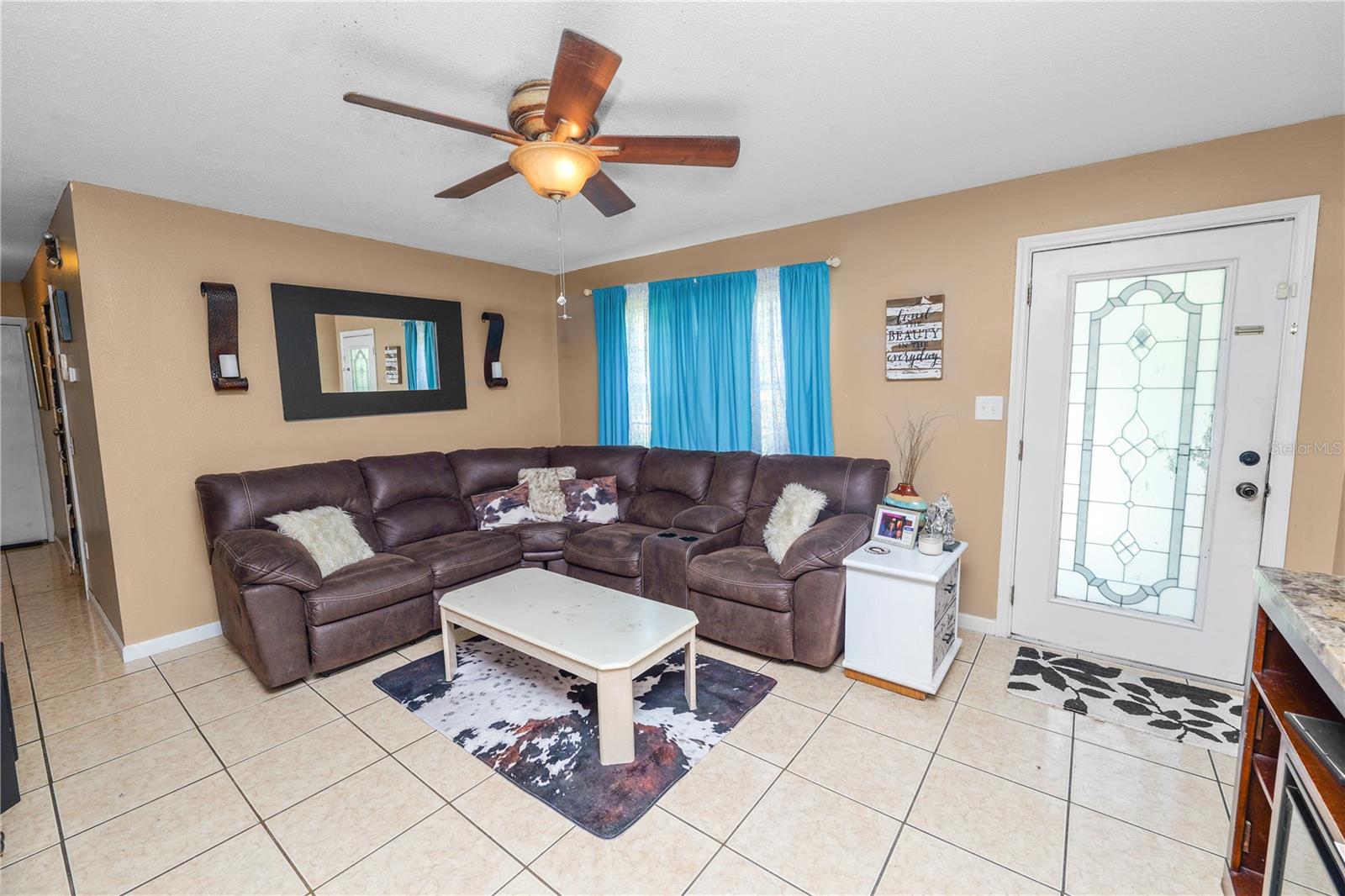 517 Tanglewood Dr Property Photo 4