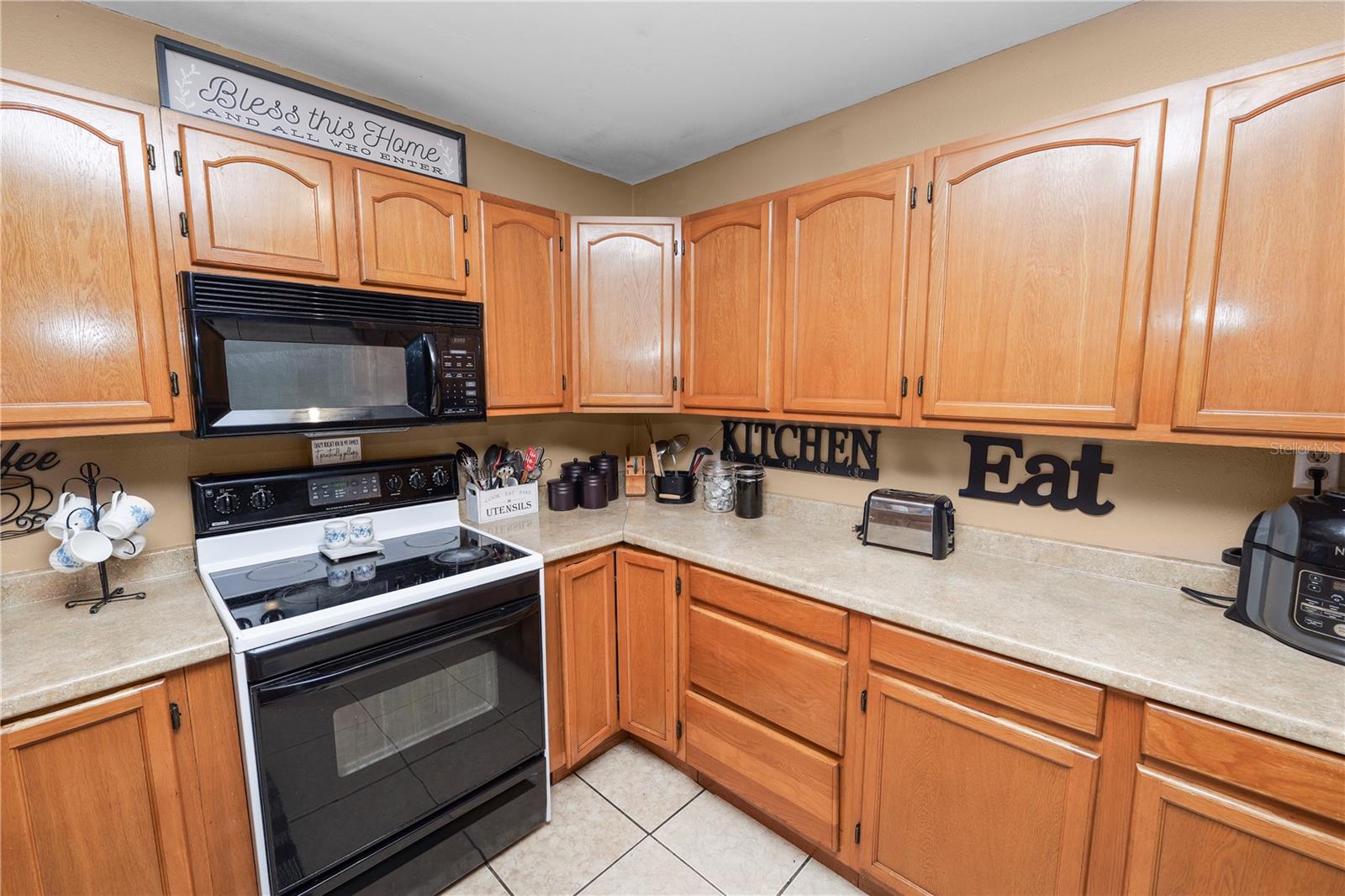 517 Tanglewood Dr Property Photo 8