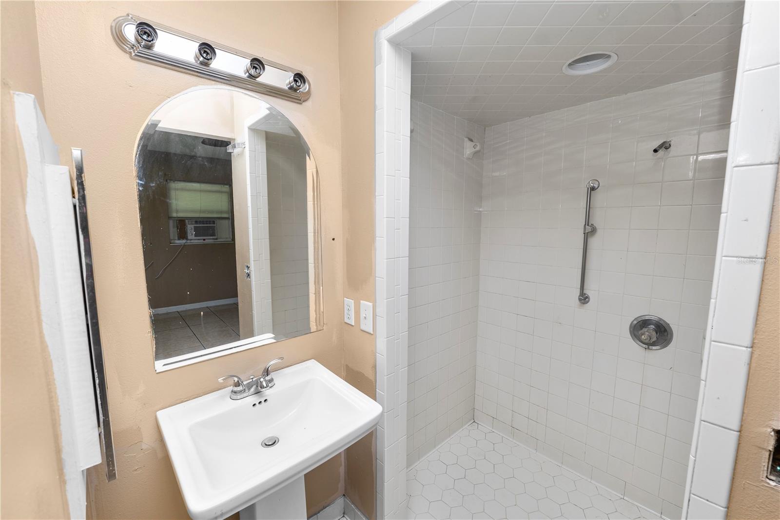 517 Tanglewood Dr Property Photo 20