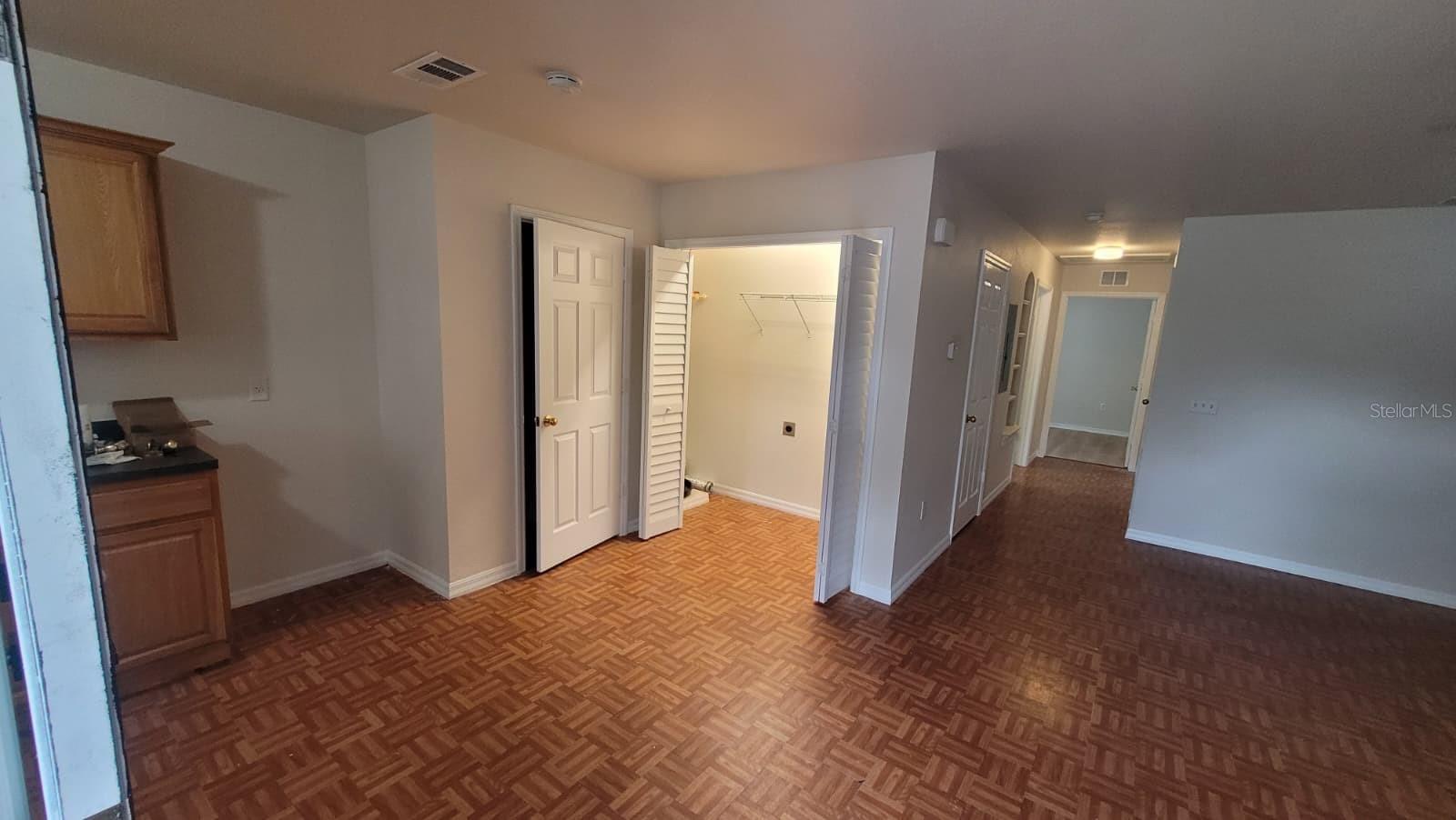 L4963035 Property Photo 12