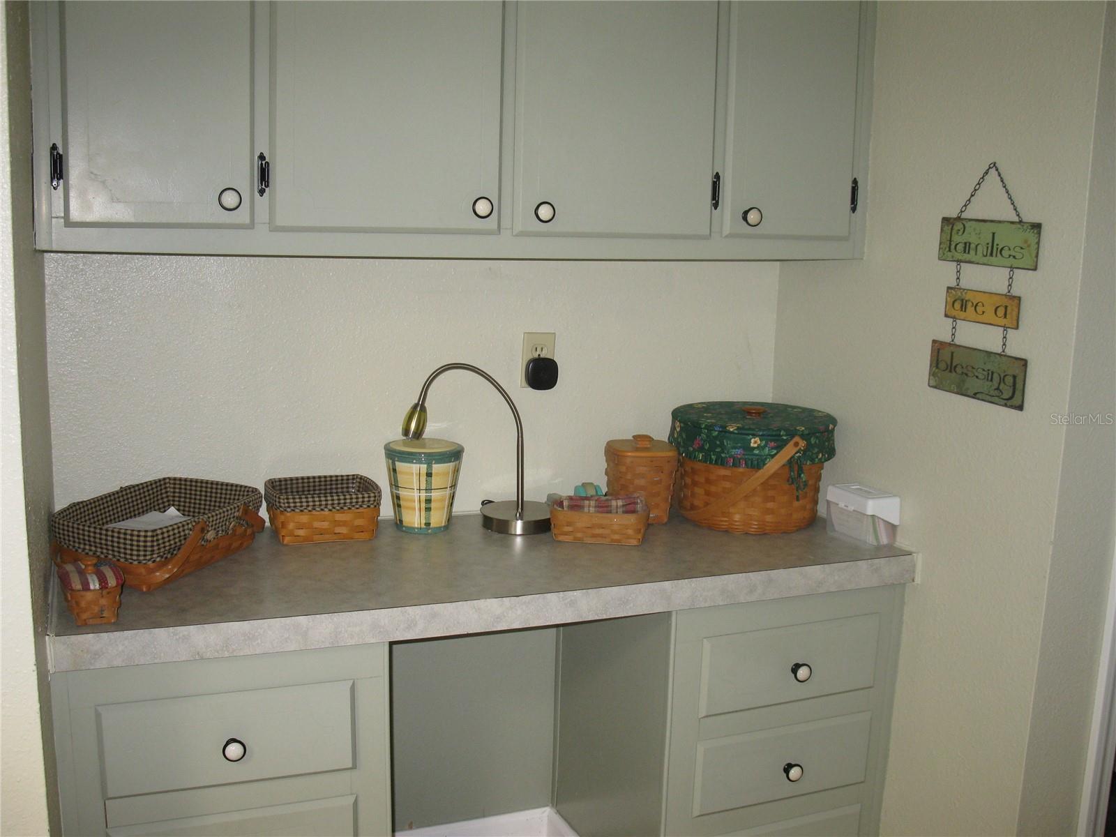 326 Victoria Dr Property Photo 12