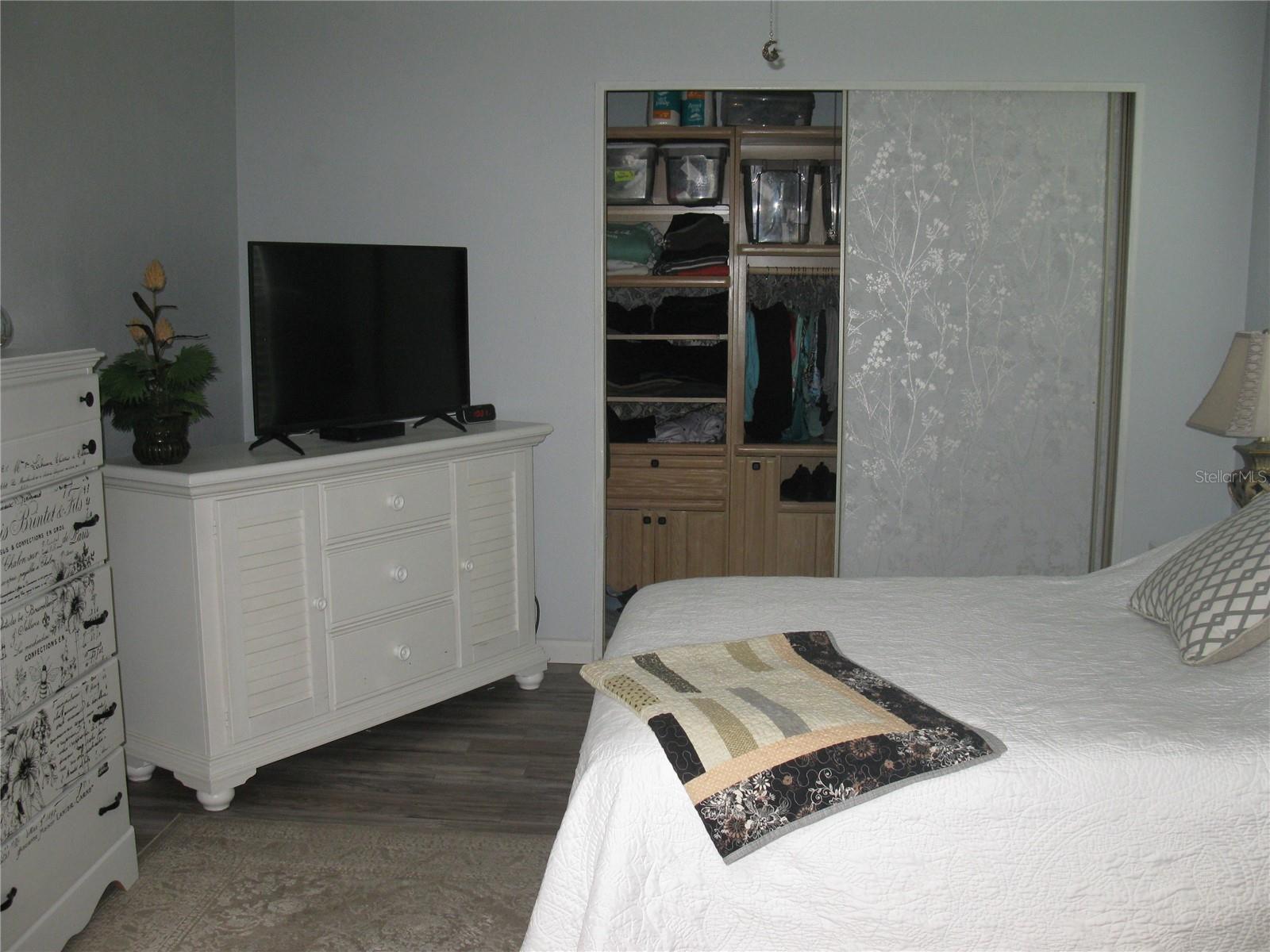 326 Victoria Dr Property Photo 14