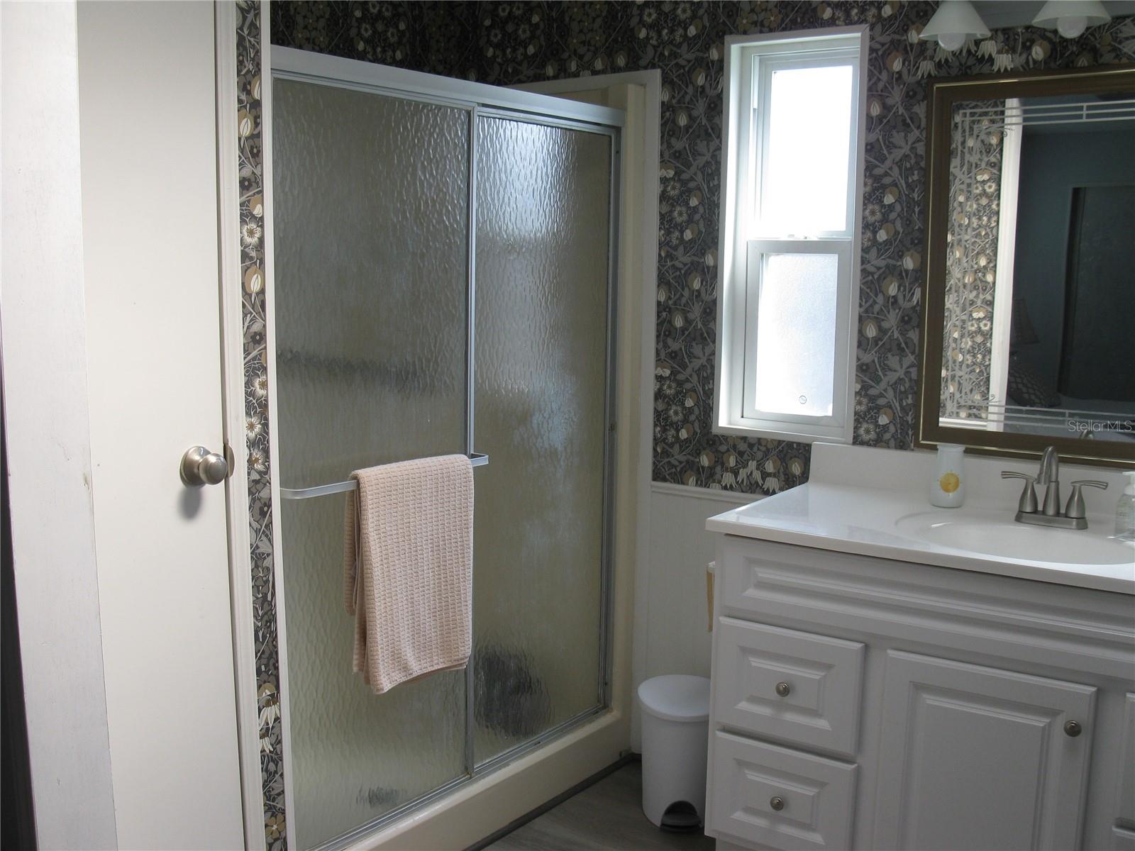 326 Victoria Dr Property Photo 16