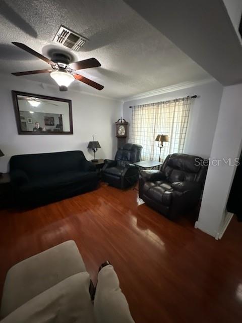 4325 Carolyn Way Property Photo 5