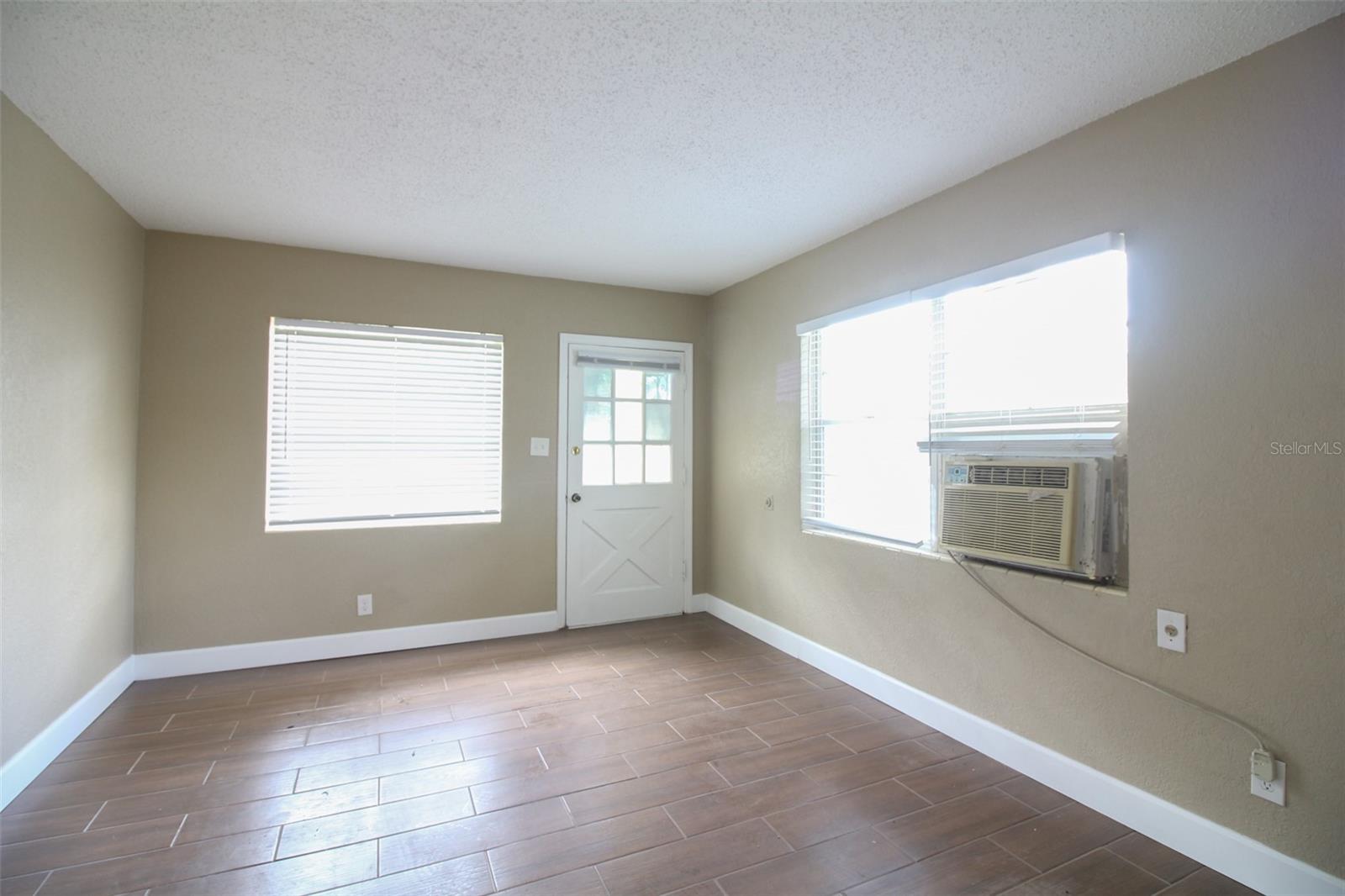 1114 S Tennessee Ave Property Photo 2