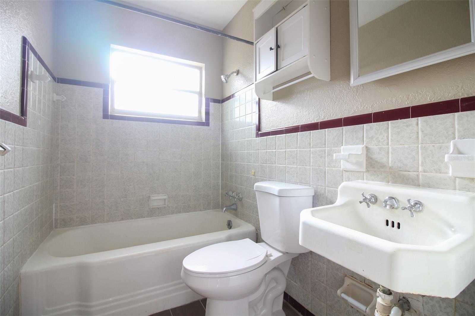 1114 S Tennessee Ave Property Photo 8