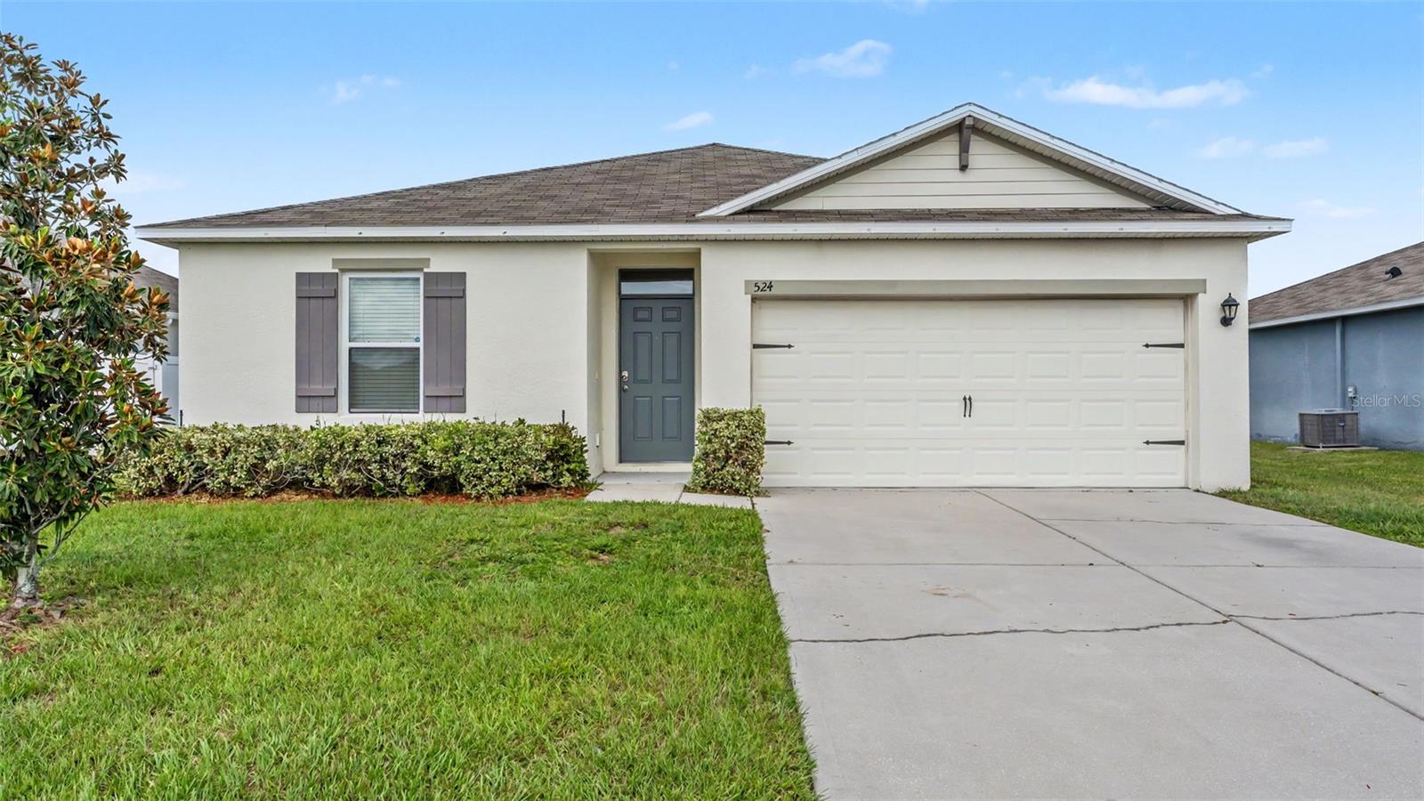 524 Burnham Cir Property Photo 1
