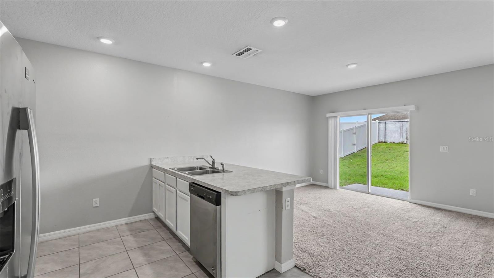 524 Burnham Cir Property Photo 10