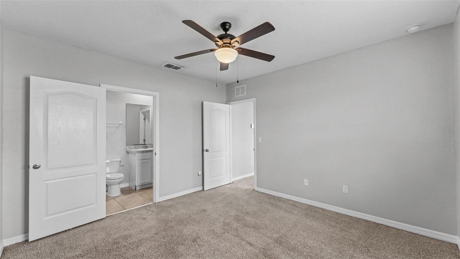 524 Burnham Cir Property Photo 20