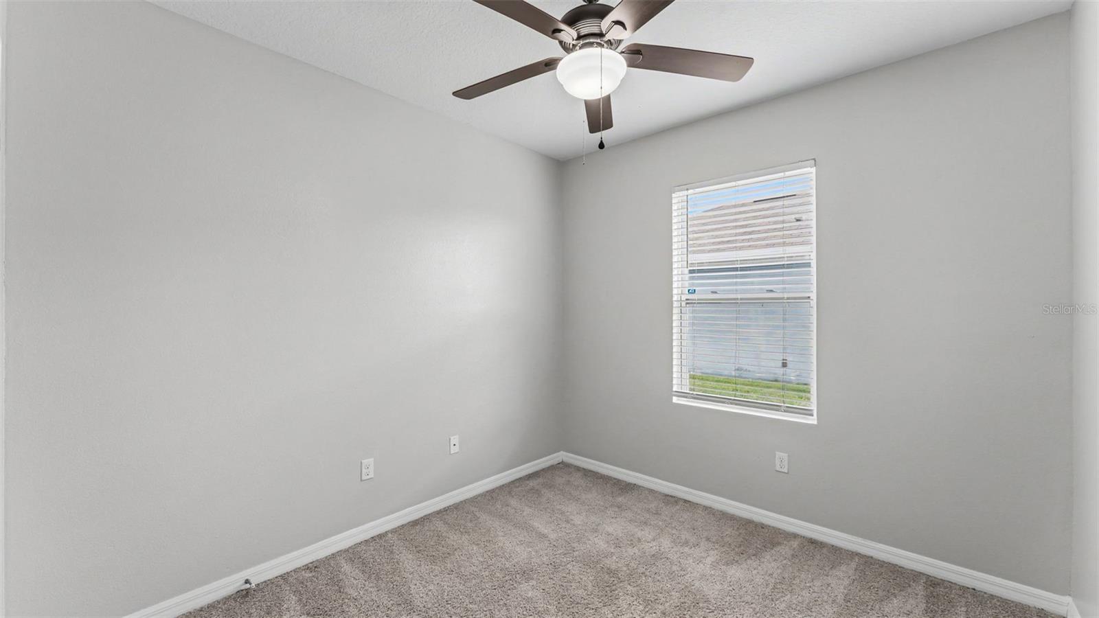 524 Burnham Cir Property Photo 24