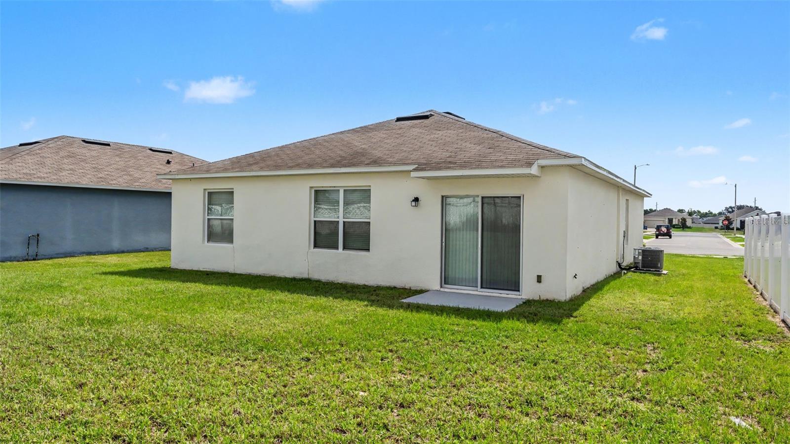 524 Burnham Cir Property Photo 29