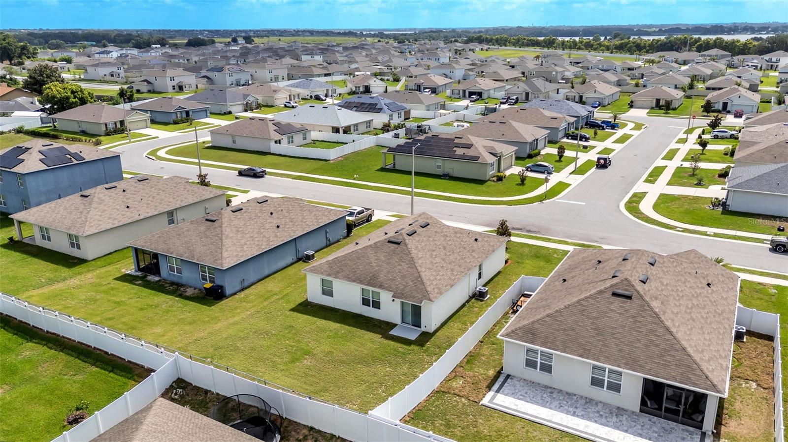 524 Burnham Cir Property Photo 36