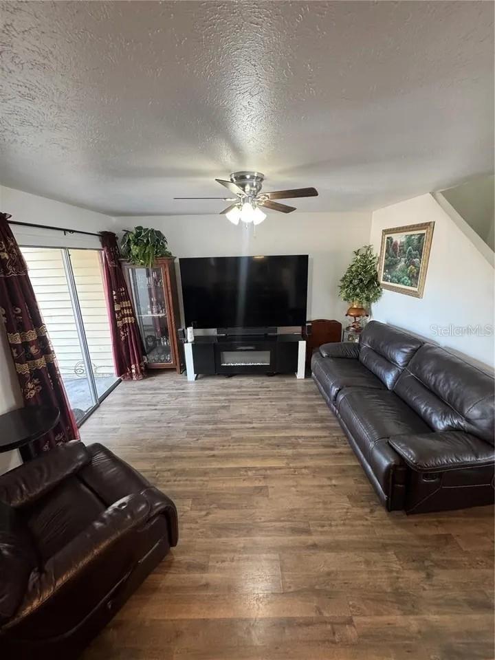 1836 Warringwood Dr #b4 Property Photo 6