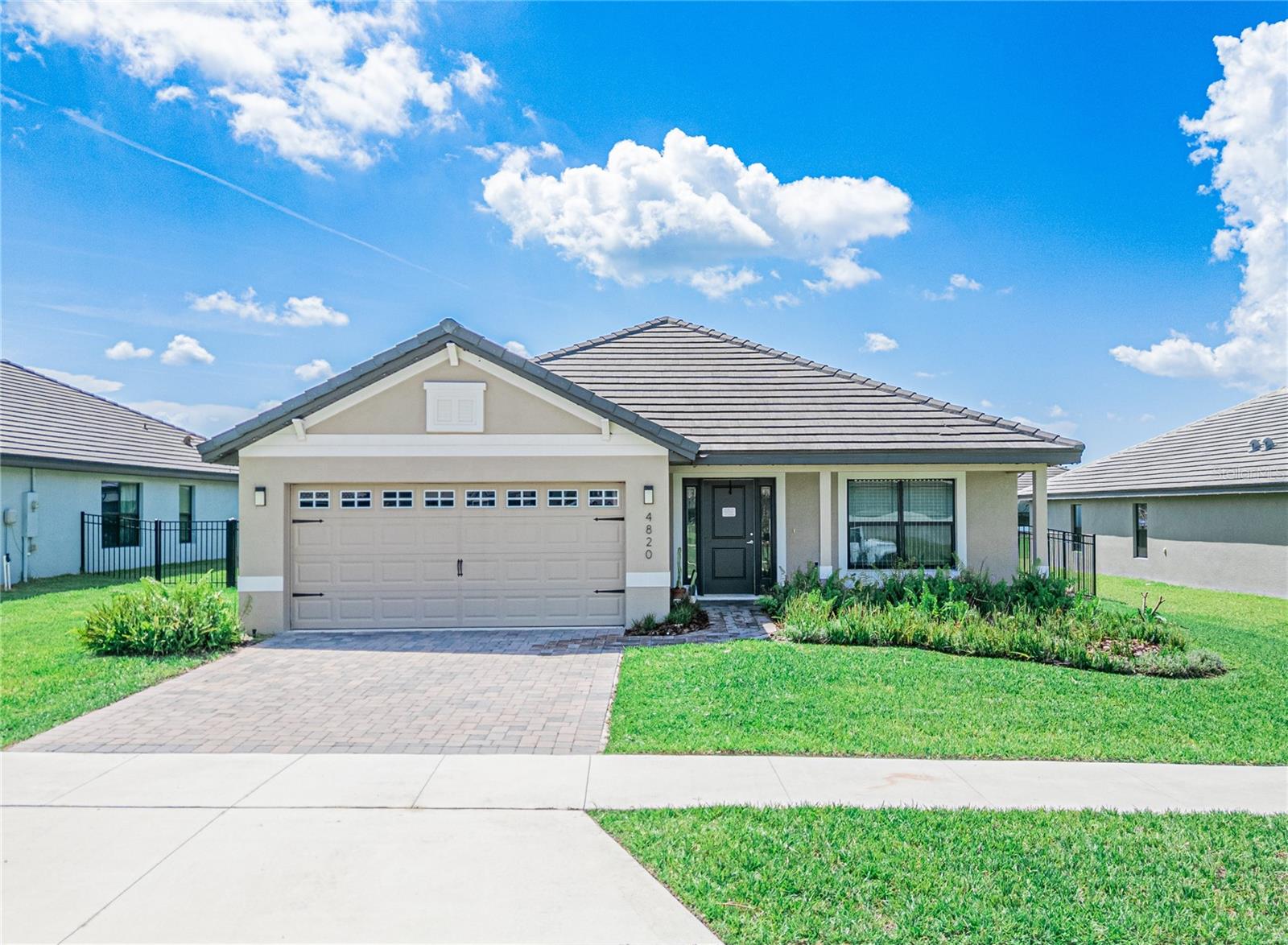 4820 Summit View Way Property Photo 1
