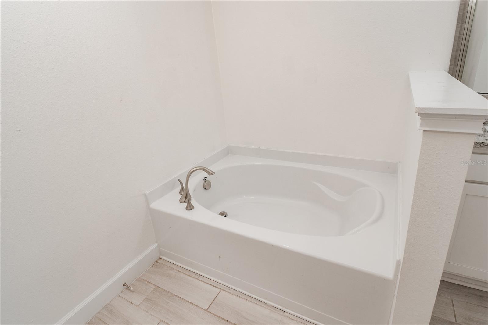 4820 Summit View Way Property Photo 18