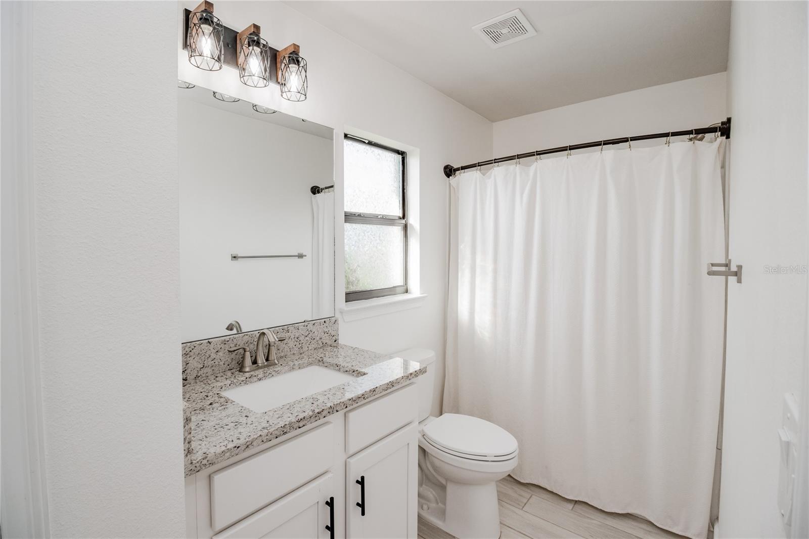 4820 Summit View Way Property Photo 20