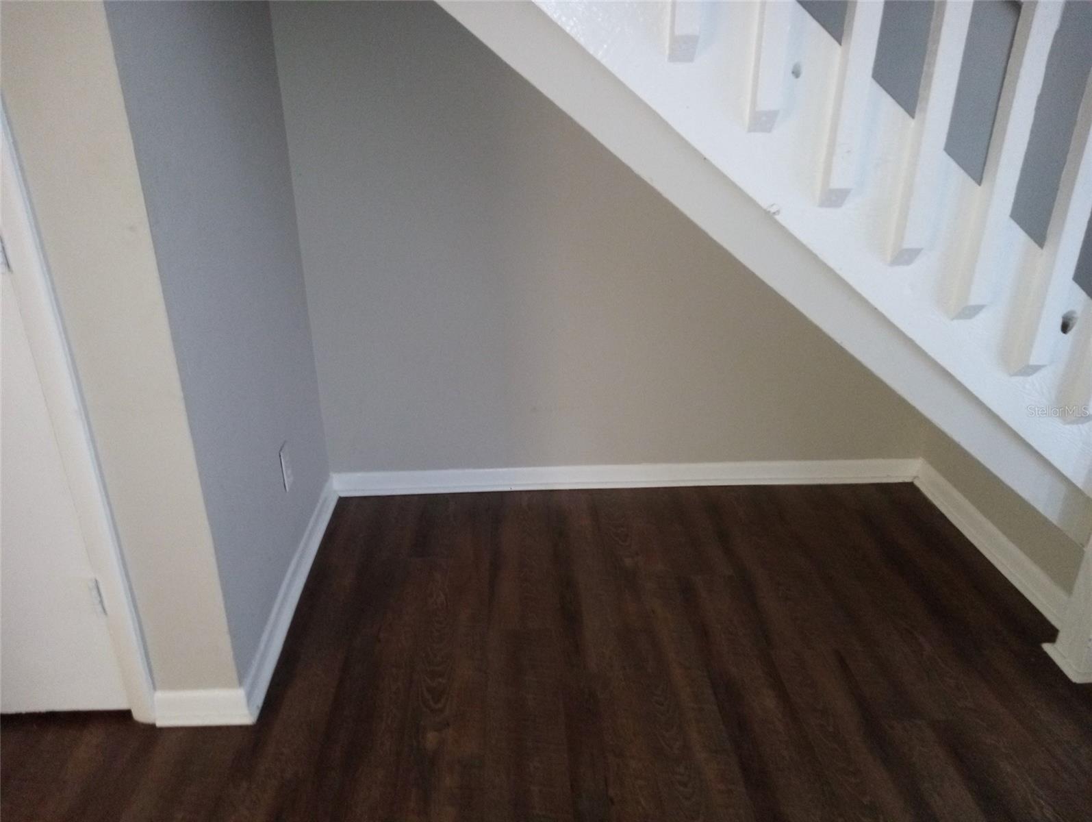 6918 Trout St Property Photo 16