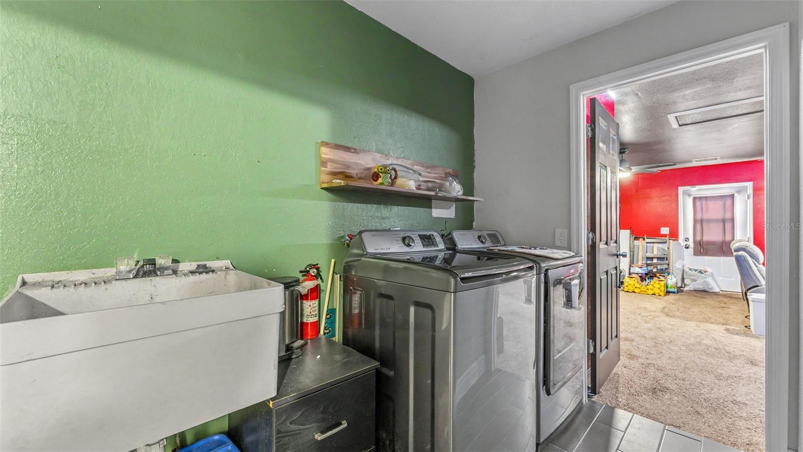 5060 Starling Dr Property Photo 22