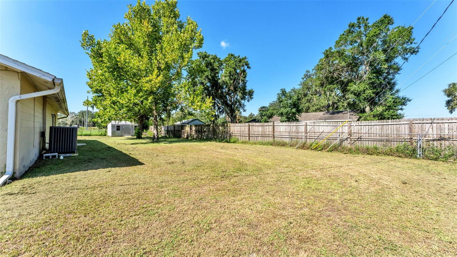 5060 Starling Dr Property Photo 32