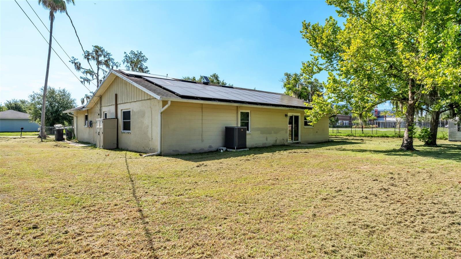 5060 Starling Dr Property Photo 33