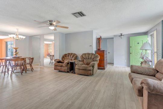 10825 Bridleton Rd Property Photo 11