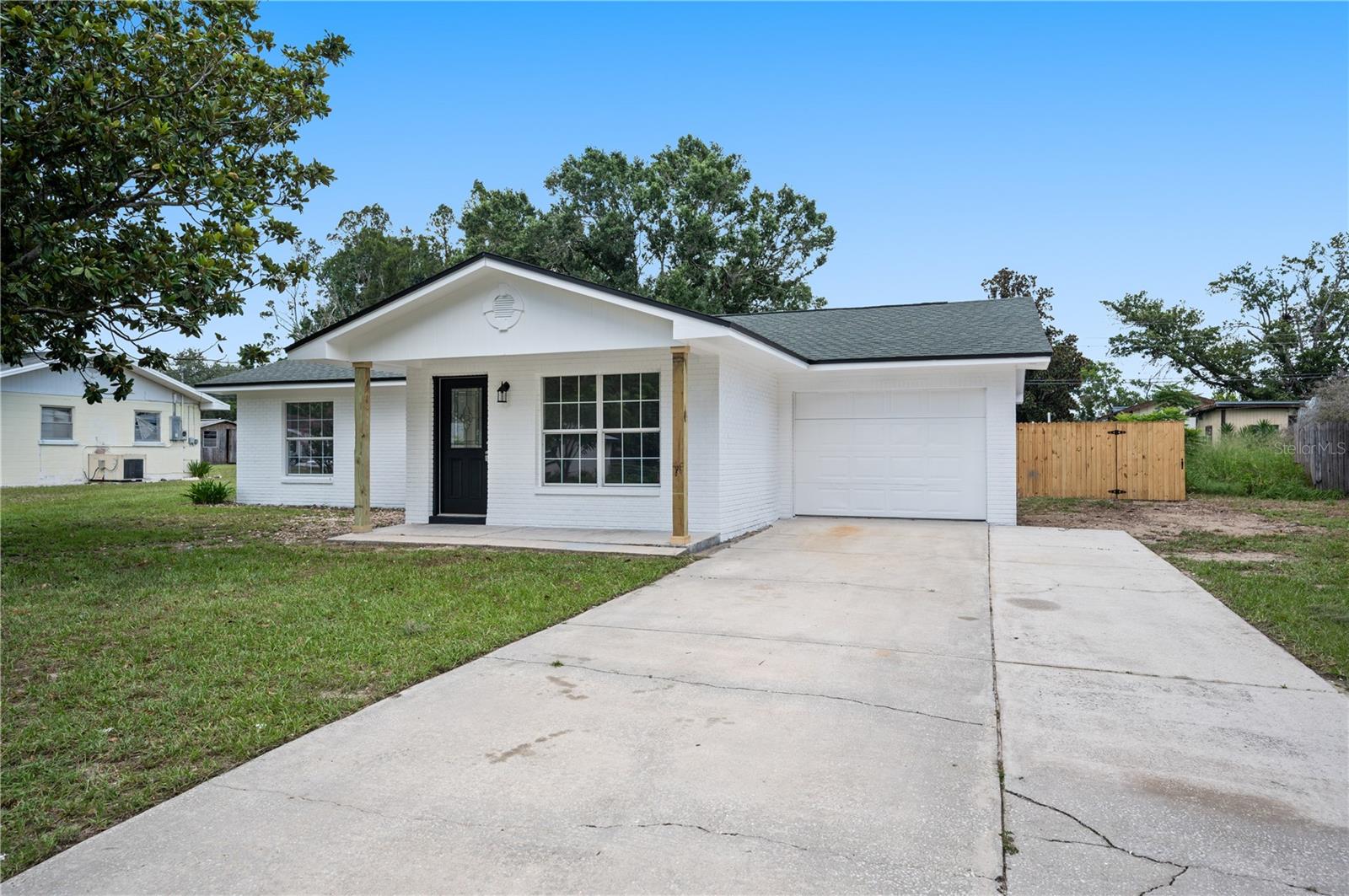 4052 Lana Dr Property Photo 4