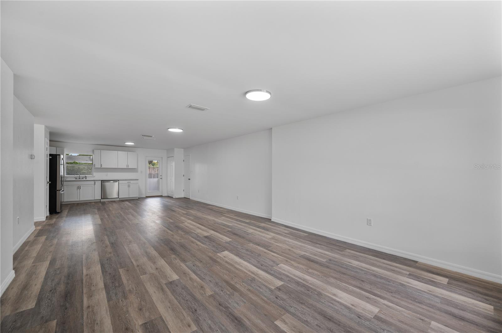 4052 Lana Dr Property Photo 5