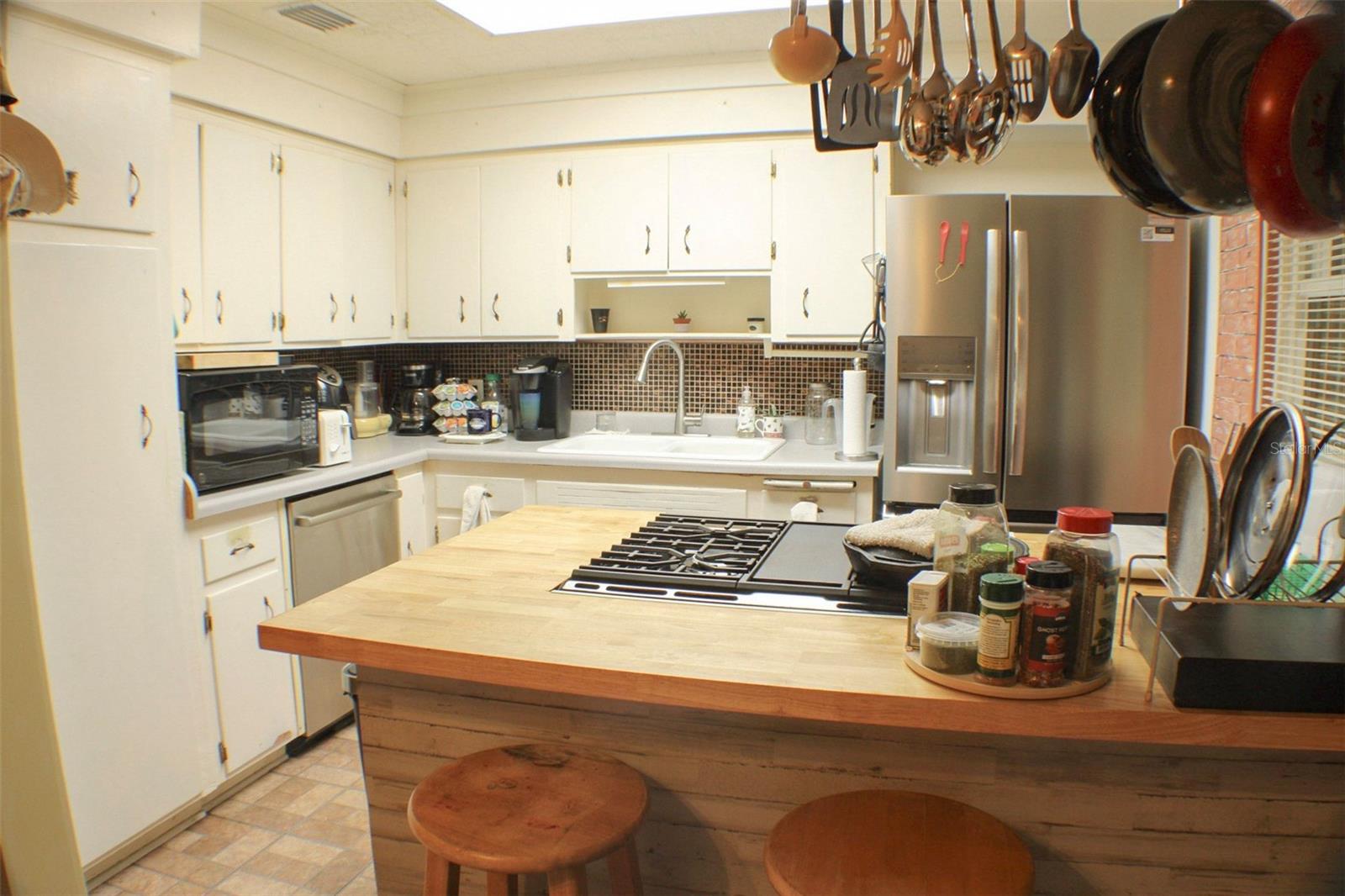 1405 28th St Nw Property Photo 4