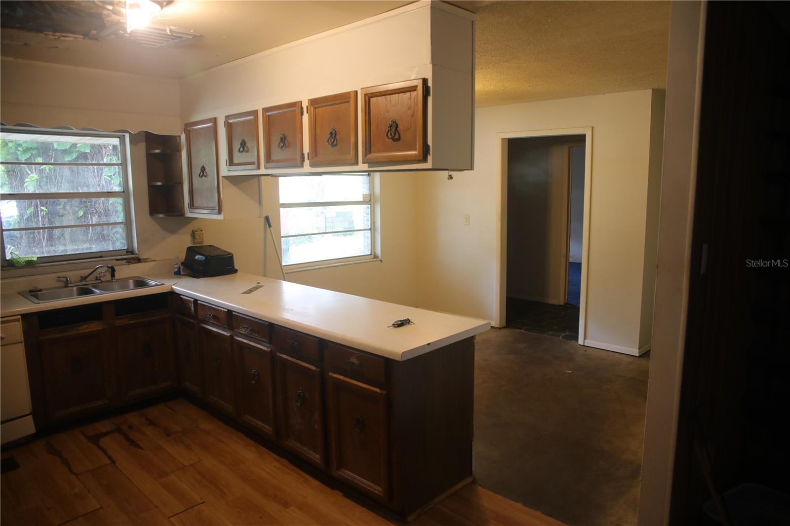 2420 Nelson St Property Photo 20