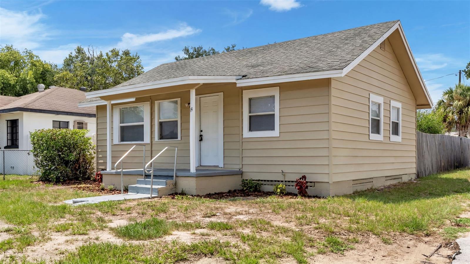 14 W JOHNSON AVE