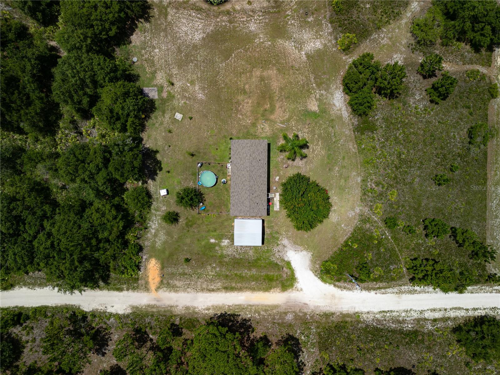 1833 E Sunnyside Dr Property Photo 23