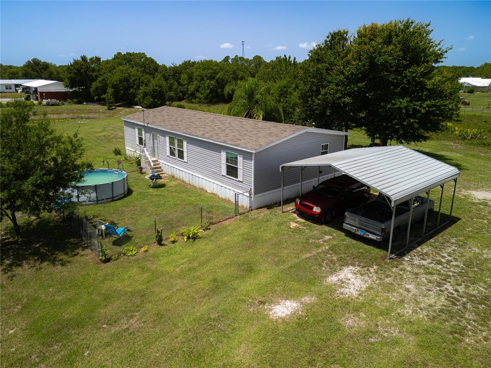 1833 E Sunnyside Dr Property Photo 24
