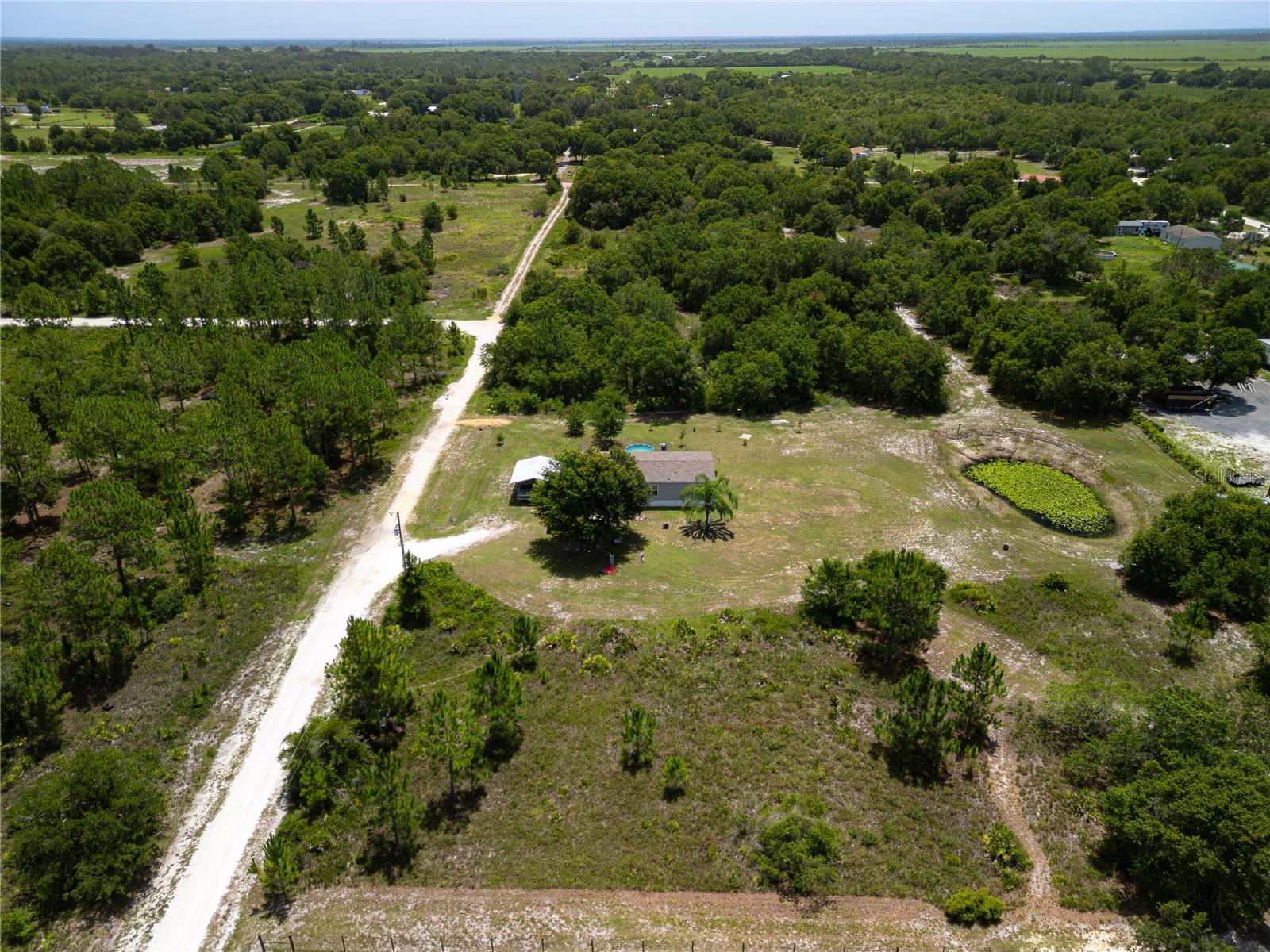 1833 E Sunnyside Dr Property Photo 26